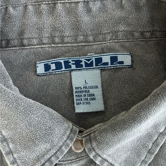DRILL Shirt Men’s Large Gray Button Down Microfiber Top Pockets Flaws Shown Pics - Picture 2 of 11